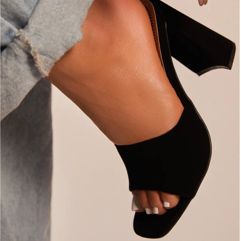 Black Mule Heel size 7.5